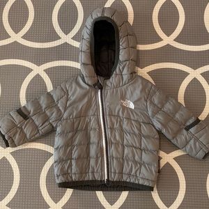 Infant Northface Thermoball Jacket 3-6 months